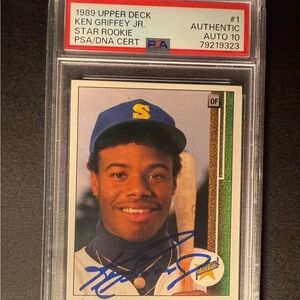 1989 Upper Deck Ken Griffey Jr. Rookie Card PSA 10 Autograph